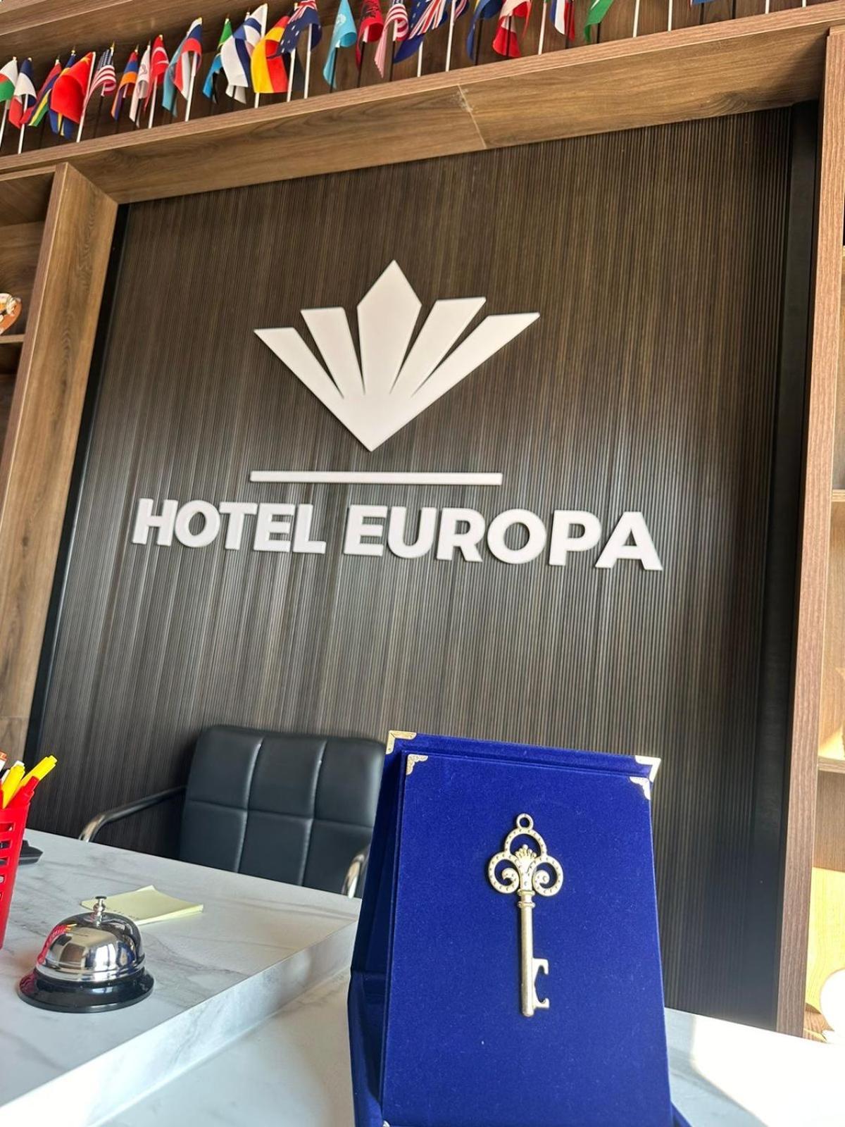 Hotel Europa Prishtina Pristina Esterno foto