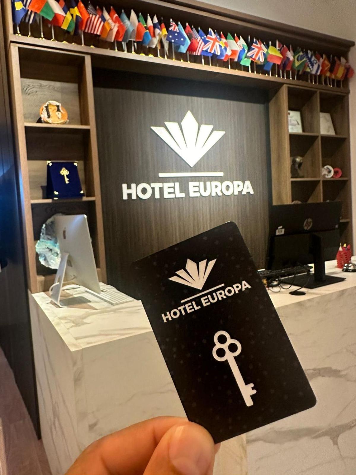 Hotel Europa Prishtina Pristina Esterno foto