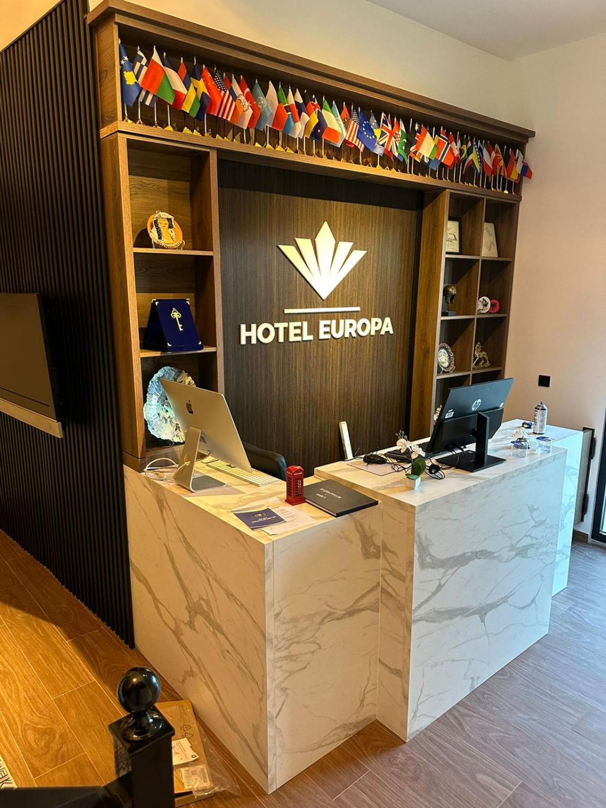 Hotel Europa Prishtina Pristina Esterno foto